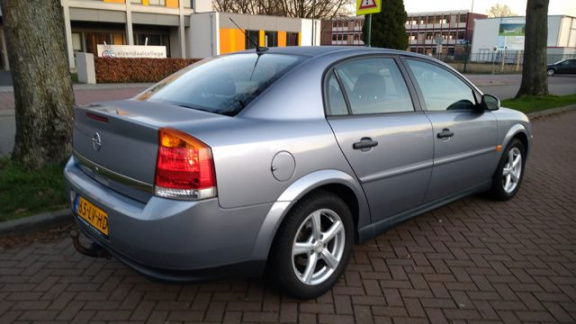 Opel Vectra - 1.8i 16V Comfort Navigator - 1