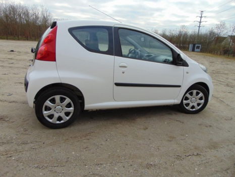 Peugeot 107 - 1.0-12V Sublime - 1