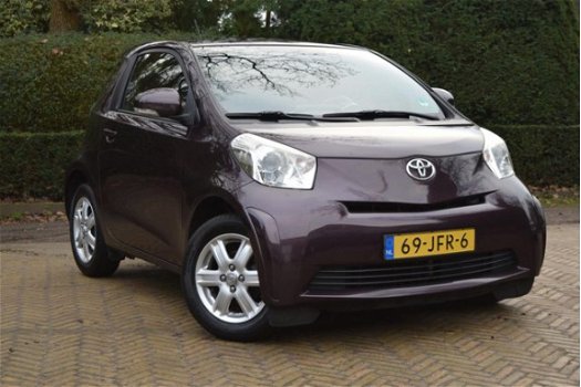 Toyota iQ - 1.0 VVTi Comfort DEALEROND / APK tot 01.2021 - 1