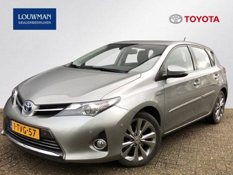 Toyota Auris - 1.8 Hybrid Executive | Fietsendrager | Parkeersensoren rondom | - 1