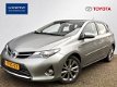 Toyota Auris - 1.8 Hybrid Executive | Fietsendrager | Parkeersensoren rondom | - 1 - Thumbnail