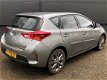 Toyota Auris - 1.8 Hybrid Executive | Fietsendrager | Parkeersensoren rondom | - 1 - Thumbnail