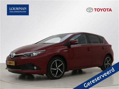 Toyota Auris - 1.8 Hybrid Dynamic Limited | 17' Velgen | Stoelverwarming | Navigatie | - 1