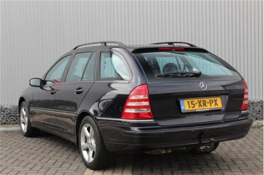 Mercedes-Benz C-klasse Combi - 200 CDI Avantgarde Lederen bekleding, Navigatie, 2de eigenaar, Trekha - 1