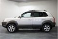 Hyundai Tucson - 2.7i V6 4WD Style - 1 - Thumbnail