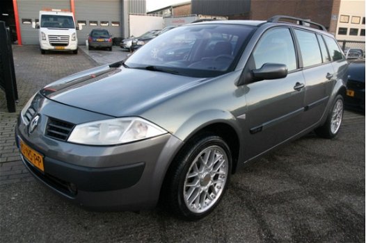 Renault Mégane Grand Tour - 1.6-16V Dynamique Comfort Airco 5Drs 2004 - 1