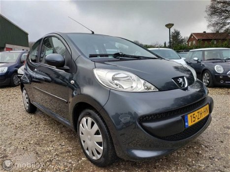 Peugeot 107 - 1.0-12v XS Antracietgrijs Elektr.ramen 2008 Apk NL - 1