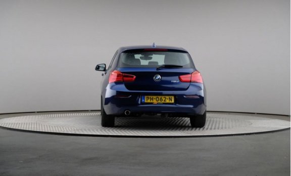 BMW 1-serie - 116d Corporate Lease Executive, Automaat, LED, Navigatie - 1