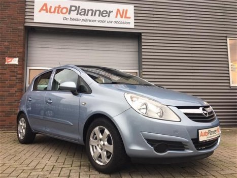 Opel Corsa - 1.2 Edition Airco 5-Deurs Panoramadak NWE APK - 1