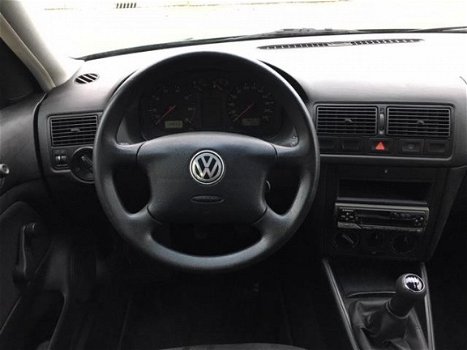 Volkswagen Golf - 1.4 Lage kmstand Nieuwe APK - 1