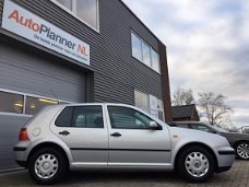 Volkswagen Golf - IV 1.4 Unieke kmstand Dealer onderhouden