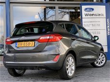 Ford Fiesta - 1.1 Trend Parkeersensoren | Lichtmetalen velgen | Cruisecontrol | All season banden |