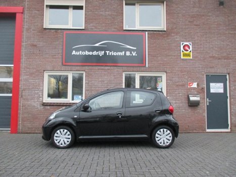 Toyota Aygo - 1.0-12V + AIRCO-ELEKTRISCH PAKKET- 5 DEUREN - 1