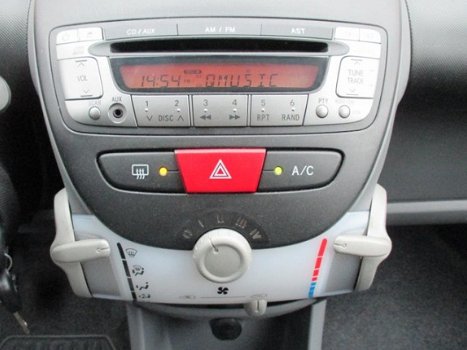 Toyota Aygo - 1.0-12V + AIRCO-ELEKTRISCH PAKKET- 5 DEUREN - 1