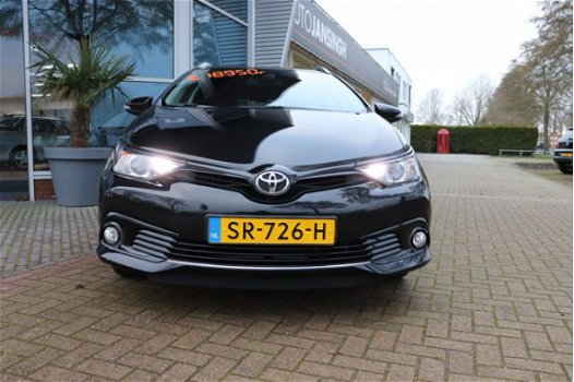 Toyota Auris Touring Sports - 1.2T Energy Plus - 1