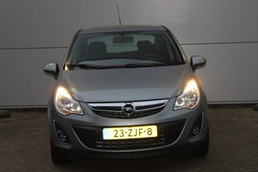 Opel Corsa - 1.2 16V 5D Anniversary Edition - 1