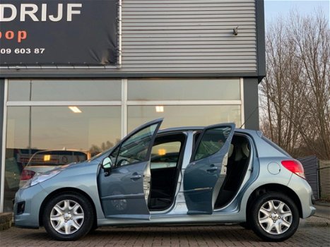 Peugeot 206 - 1.4 Urban Move *AIRCO*5DEURS*1EEIGENAAR*NWEAPK - 1