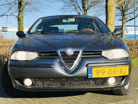 Alfa Romeo 156 - 1.6-16V T.Spark - 1