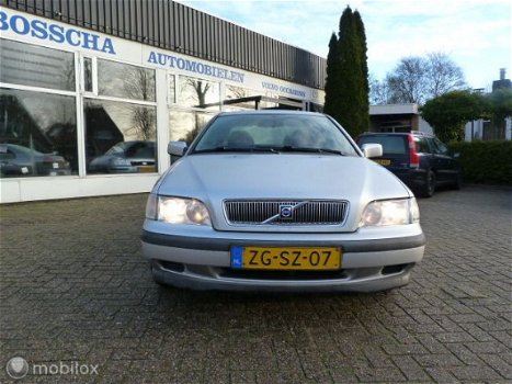 Volvo S40 - 1.8-16V airco, leer nw apk keuring 1.8 - 1