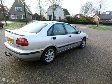 Volvo S40 - 1.8-16V airco, leer nw apk keuring 1.8 - 1