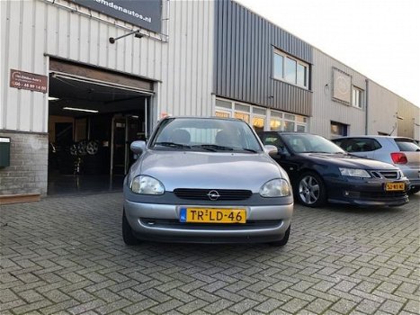 Opel Corsa - 1.4i Strada 89.000 N.A.P AUTOMAAT - 1