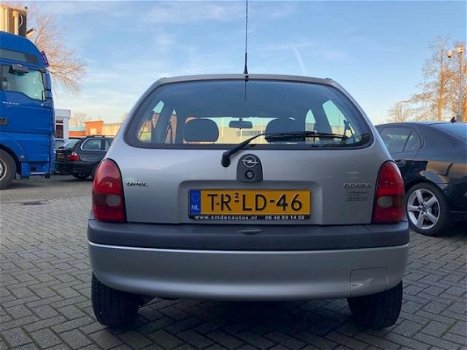 Opel Corsa - 1.4i Strada 89.000 N.A.P AUTOMAAT - 1