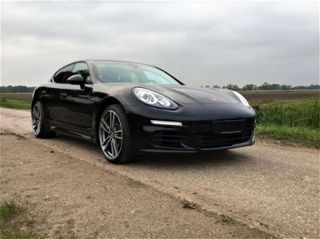 Porsche Panamera - Prachtige in topstaat €47.500 3.0 V6 - 1