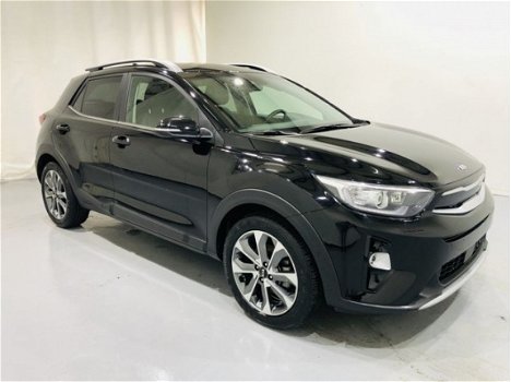 Kia Stonic - 1.4 T-GDI 100pk Leder Navi DynamicPlusLine - 1