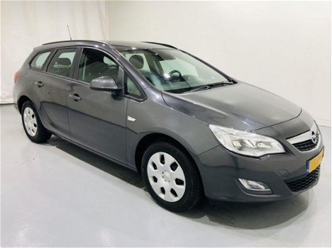 Opel Astra - 1.4 Edition 74kw Clima Tourer - 1