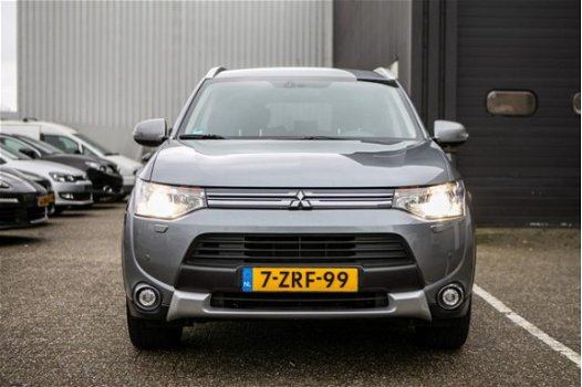 Mitsubishi Outlander - 2.0 PHEV Executive Edition X-Line ExBTW, Standkachel, Navi, Trekhaak - 1