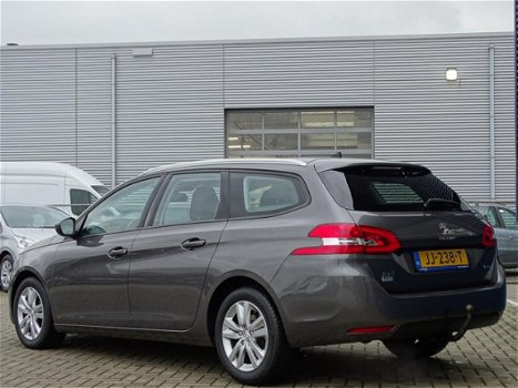 Peugeot 308 - 1.2 PURETECH 110PK S&S BLUE LEASE EXECUTIVE, NAVIGATIE, TREKHAAK, PANORAMADAK - 1