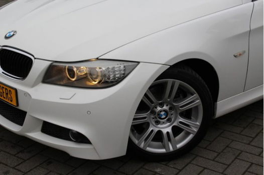 BMW 3-serie Touring - 318i Business Line M Sport - 1