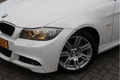 BMW 3-serie Touring - 318i Business Line M Sport - 1 - Thumbnail