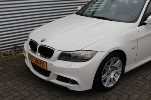 BMW 3-serie Touring - 318i Business Line M Sport - 1