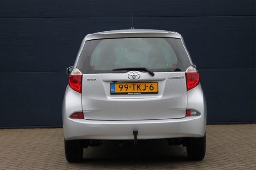 Toyota Verso S - 1.3 VVT-i 99pk Aspiration - 1