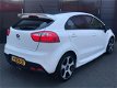 Kia Rio - 5d 1.4 ExecutiveLine (Airco, 17inchLMV, Spoilerpakket) - 1 - Thumbnail