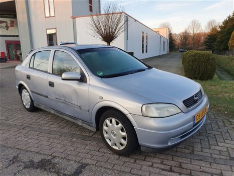 Opel Astra - 1.6I-8V - 1