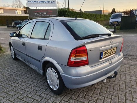 Opel Astra - 1.6I-8V - 1