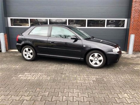 Audi A3 - 1.8 5V T. Attraction - 1