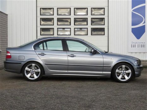 BMW 3-serie - 330i Sedan E46 Exclusive Edition 6-bak - 1