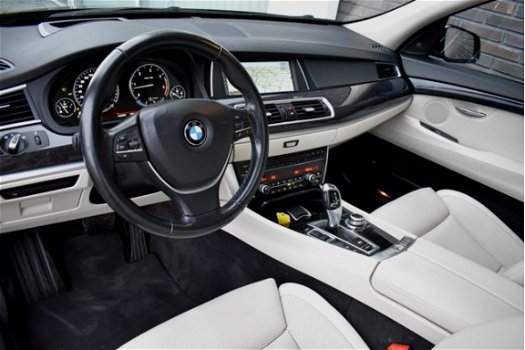 BMW 5-serie Gran Turismo - 530xd ECC LEDER SPORTSTOELEN NAVI NL AUTO TOP - 1