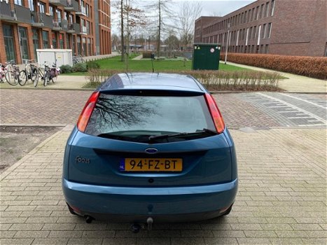 Ford Focus - 1.4-16V Ambiente Nieuwe APK NAP - 1