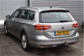 Volkswagen Passat Variant - 1.6 Tdi 120pk Business Edition *Navi/Clima - 1 - Thumbnail