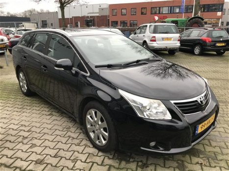 Toyota Avensis Wagon - 2.2 D-4D Dynamic - 1