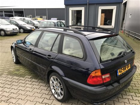 BMW 3-serie Touring - 318i Executive - 1