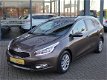 Kia cee'd Sportswagon - 1.6 GDI Plus Pack Navi Airco Cruise Pdc Elec.pakket Radio/cd - 1 - Thumbnail