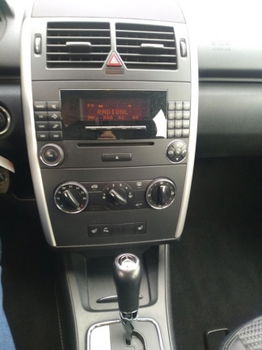 Mercedes-Benz A-klasse - 180 CDI Classic FIJNE HOGE INSTAP MET AIRCO EN AUTOMAAT INST INCL WINTER SE - 1