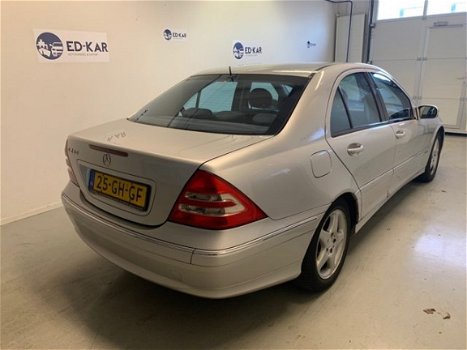 Mercedes-Benz C-klasse - C 240 Avantgarde Aut NAVI XENON NAP - 1