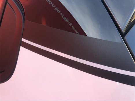 Citroën C3 - PureTech 110 S&S Shine EAT6 Navigatie | Stoelverwarming | Sensoren - 1