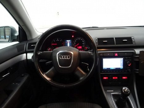 Audi A4 Avant - 1.9 TDI 115 pk Pro Line CLIMA I GROOT NAVI I LMV - 1